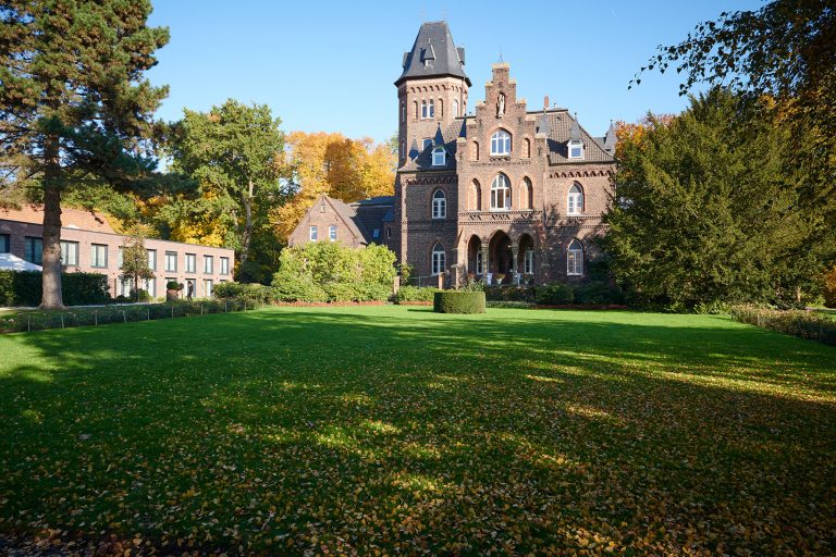 2015.10.27 Marienburg 019.web 1 768x512