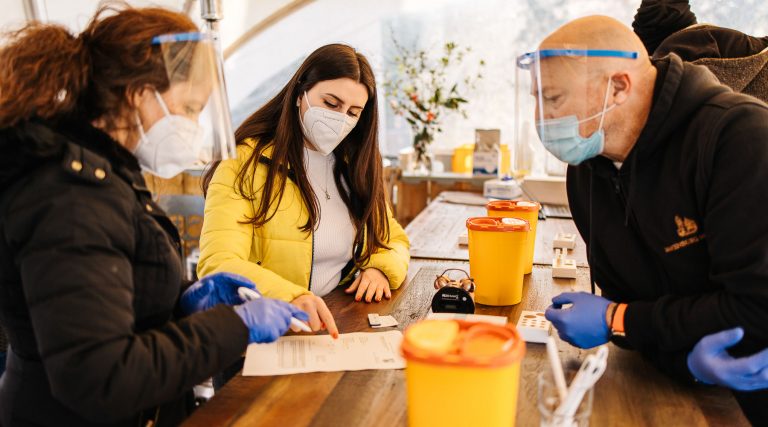 Corona Testzentrum Monheim 26 web 1 768x427